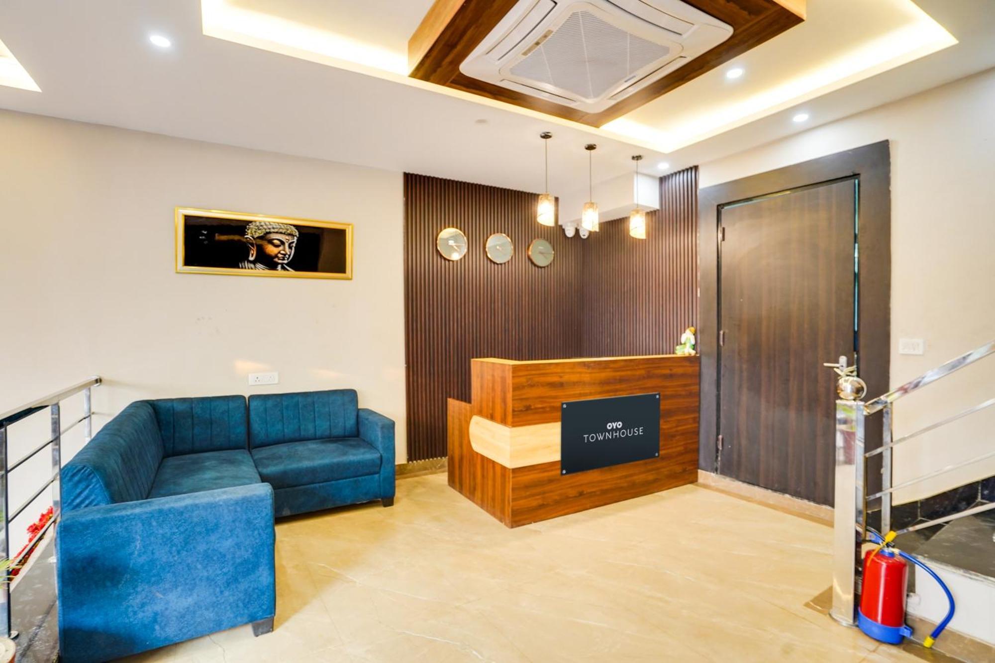 Super Townhouse The Royal Casa Hotel Ghaziabad Eksteriør billede